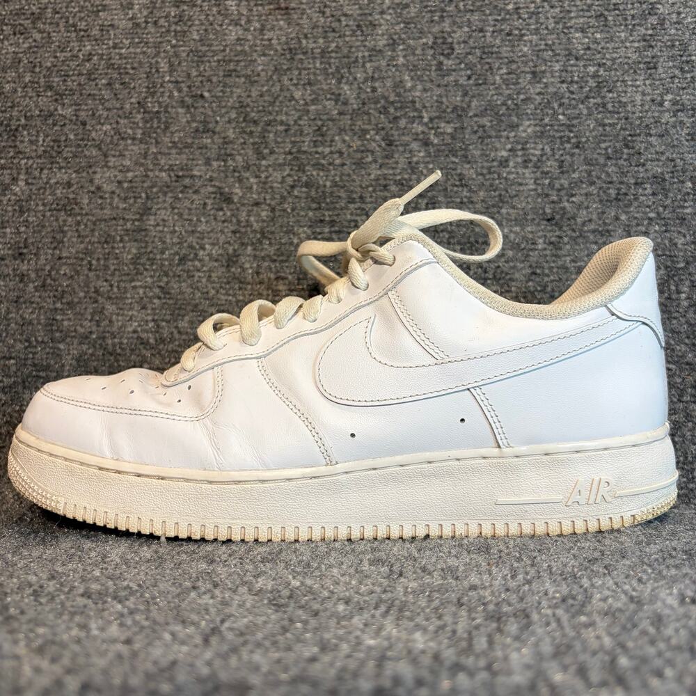 Nike Air Force 1 '07 Low Triple White Men Size 11.5 Leather Classic Sneakers